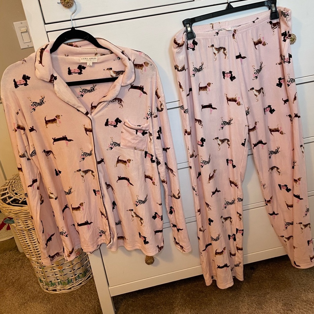 Laura Ashley Fleece Dog Christmas Pink Pajama Set